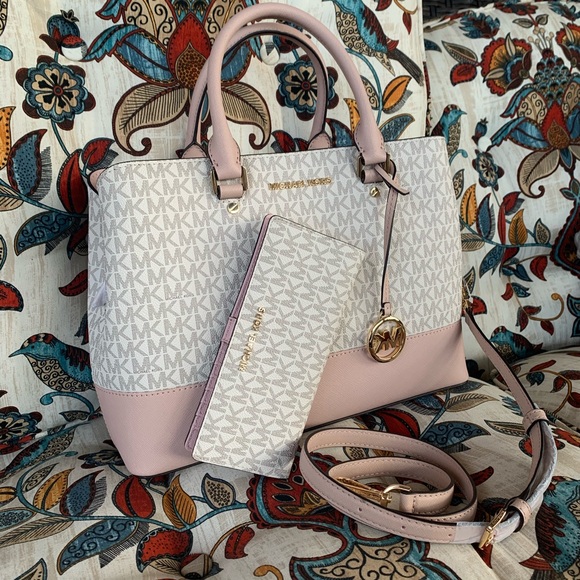 New MK set 💖 savannah bag & wallet - Picture 8 of 8